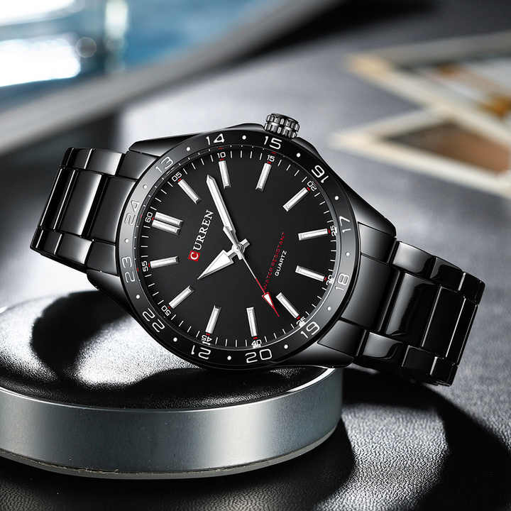 Curren 8452 Men’s Quartz Fashion Watch with Stainless Steel Strap